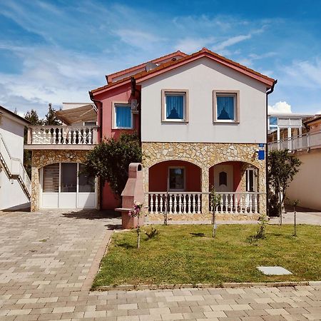 Apartments Fida ヴィル エクステリア 写真